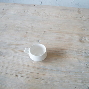 ספל יפני עם ידית בדוגמת פסים