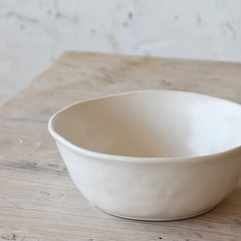 קערה עגולה גדולה