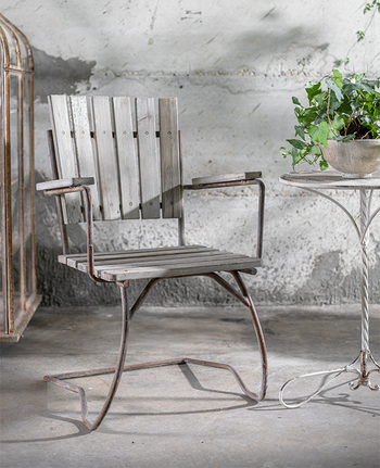 כסא ידיות עץ וברזל