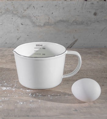 כוס מדידה קטנה