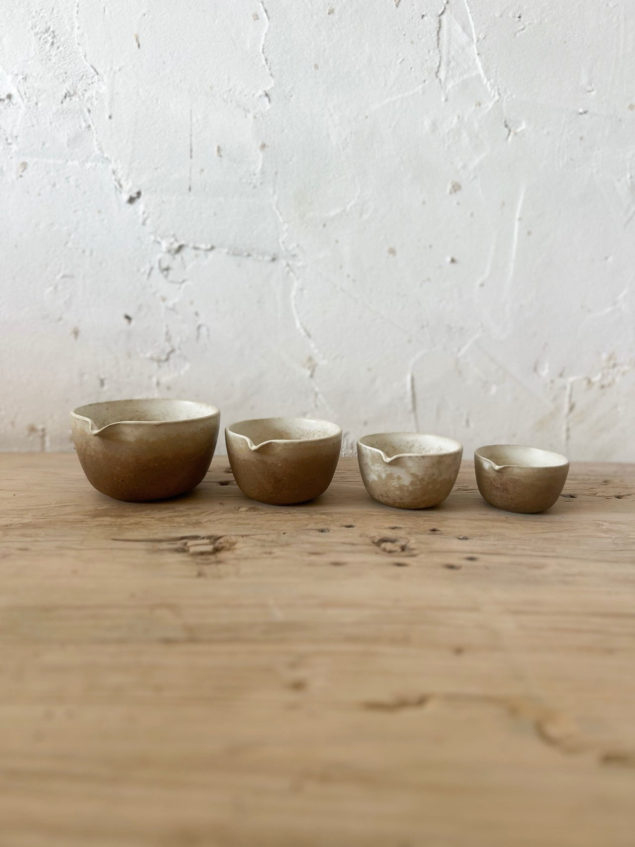 רביעיית כלי קרמיקה  עגול להגשה