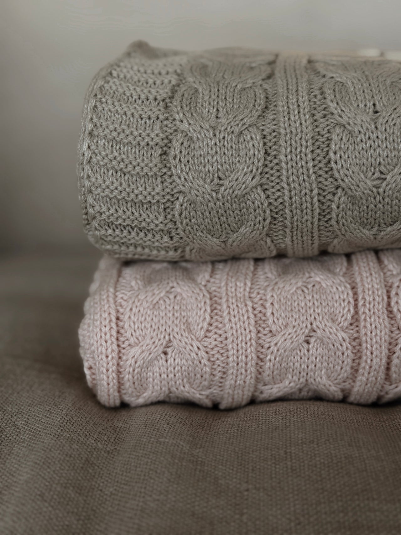 שמיכה סרוגה