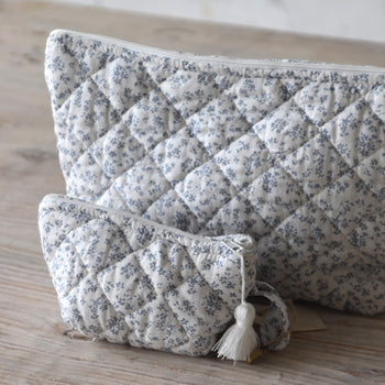 קלמר מאורך /תיק איפור קוילט