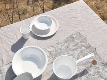 קערות אמייל נמוכות בשלושה גדלים