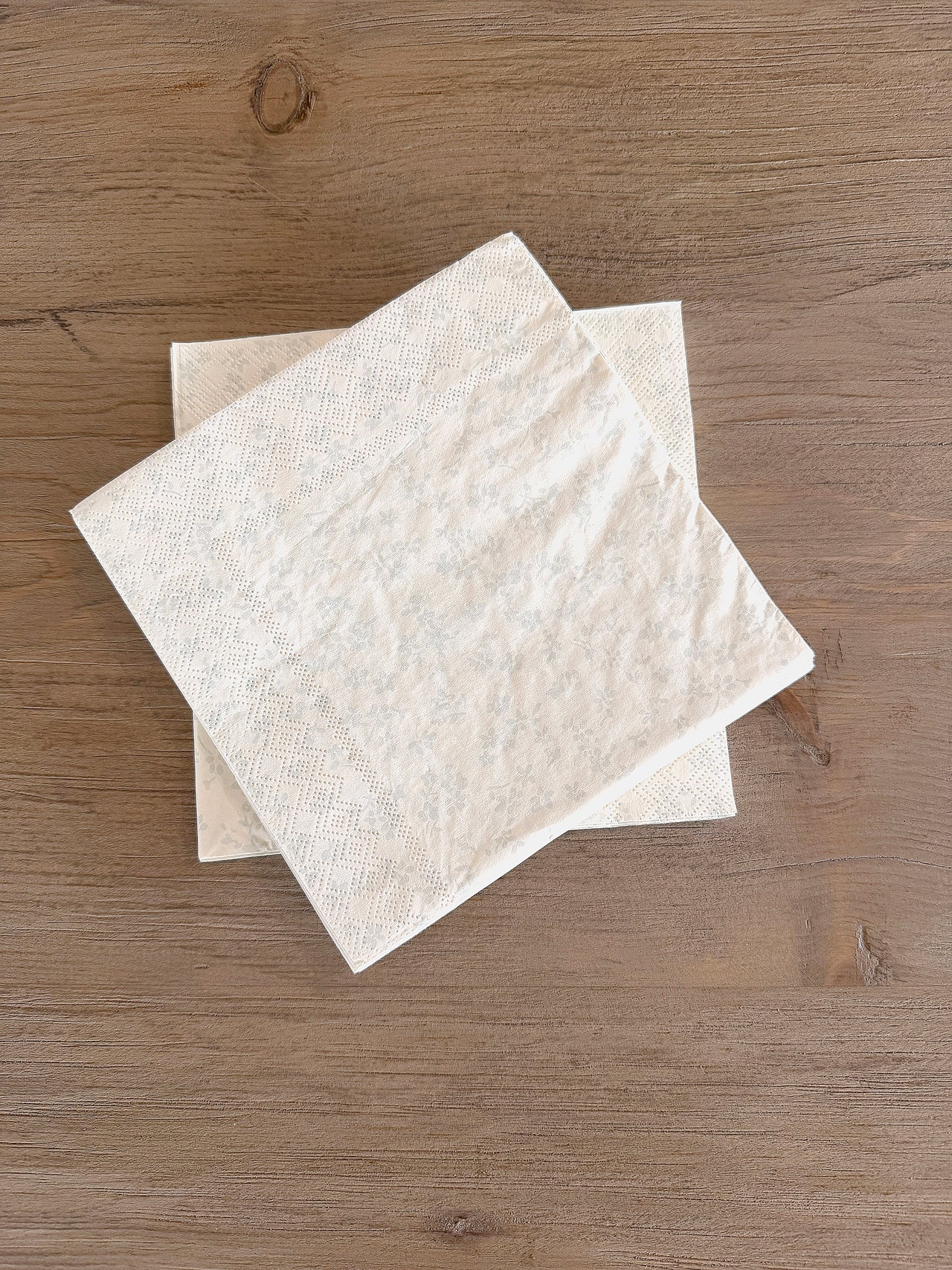 מפיות נייר פרחים כחול