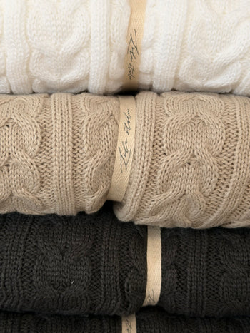 שמיכה סרוגה