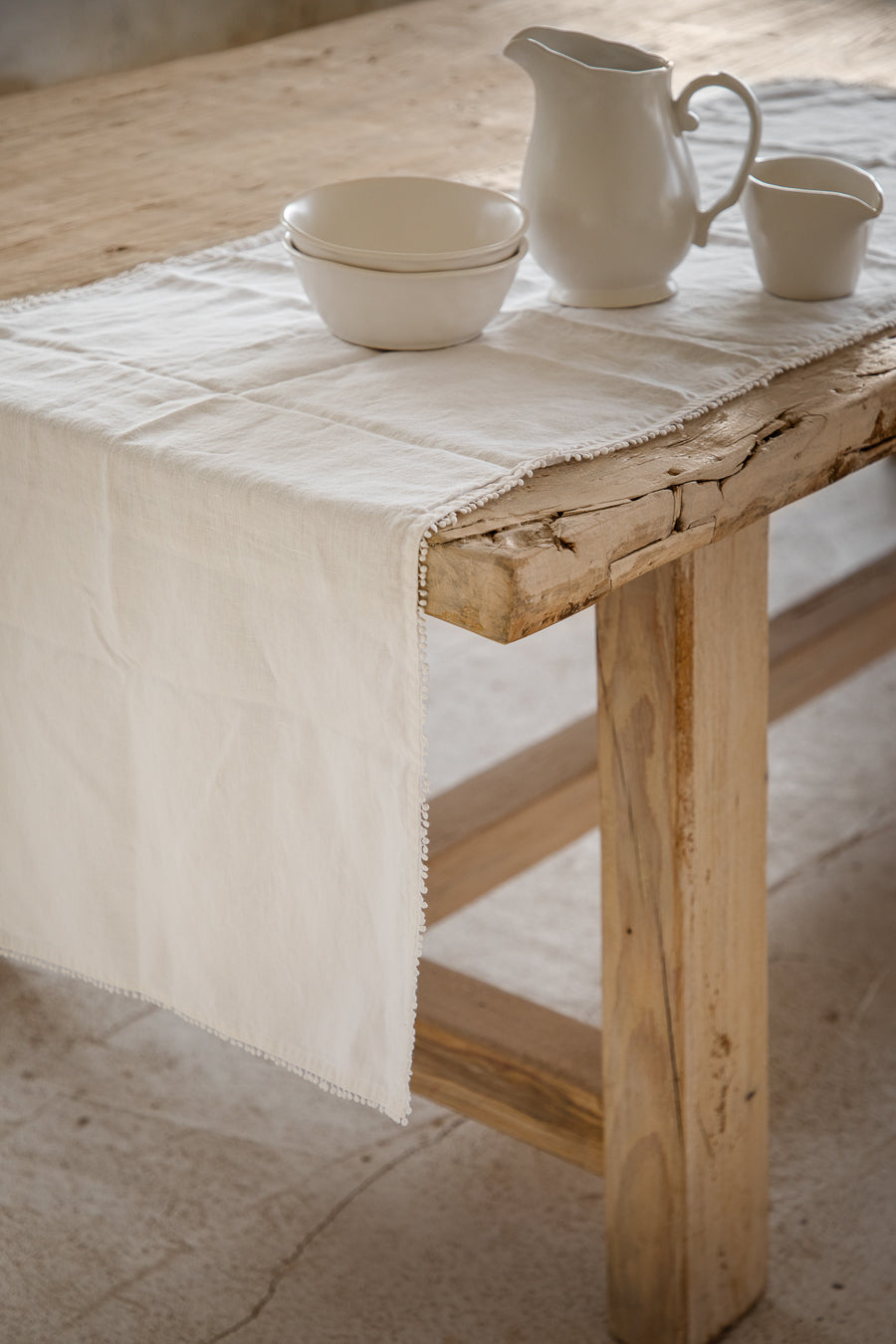 ראנר פשתן עם פונפונים