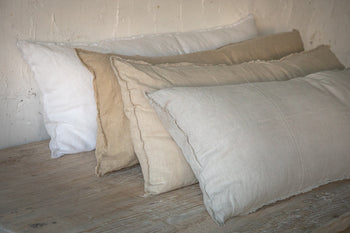 כרית פשתן קצוות פרומים