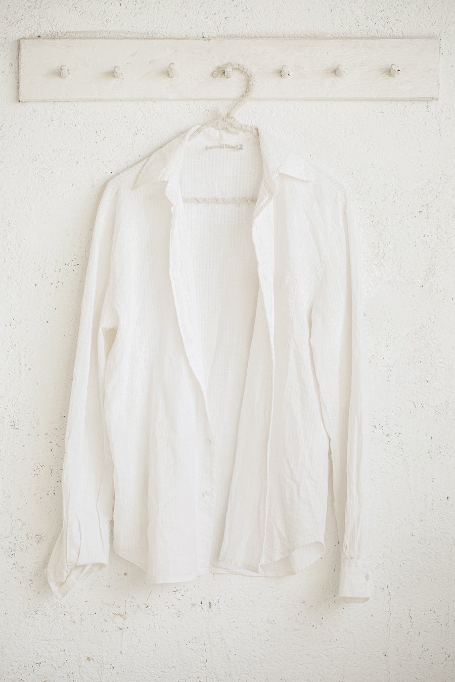 חולצת פשתן מכופתרת פסים