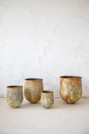 כד פח חלודה בארבע מידות