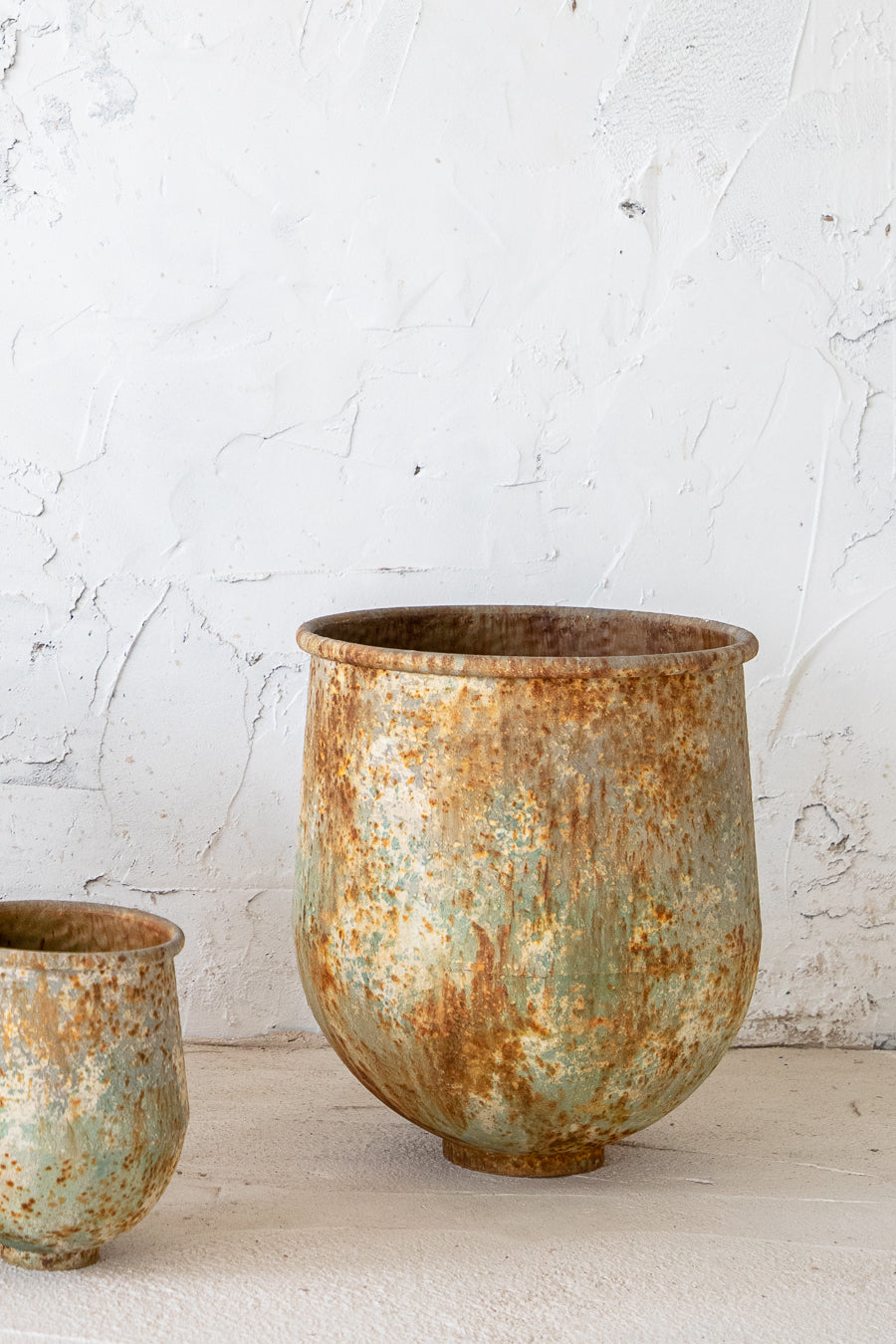 כד פח חלודה בארבע מידות