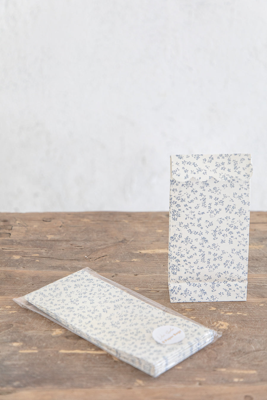 שקית מתנה פרחים