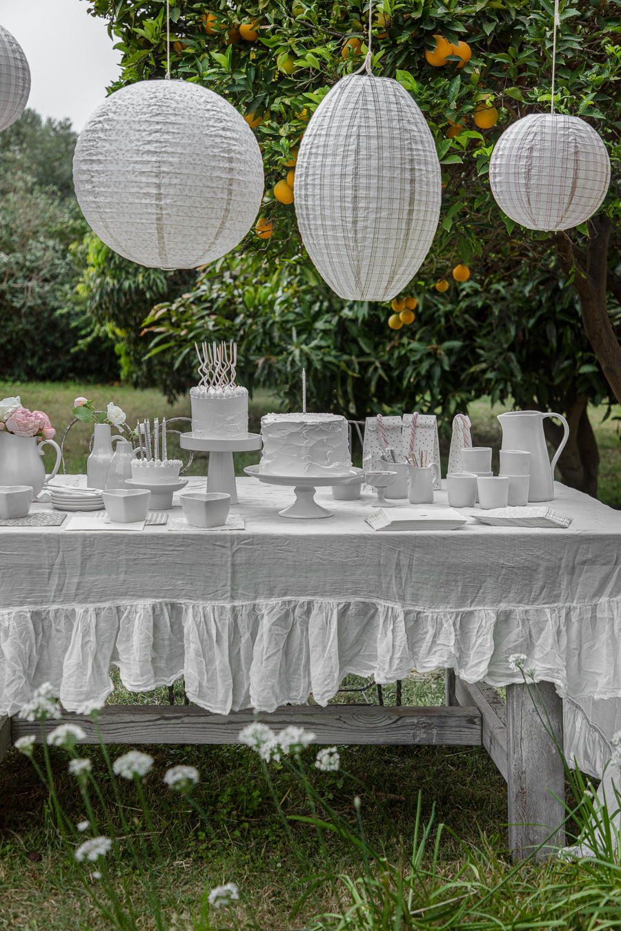 עששית נייר עגול פסים ורוד קטן - בקרוב