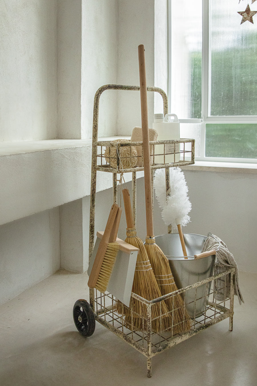 עגלת ברזל 4 גלגלים