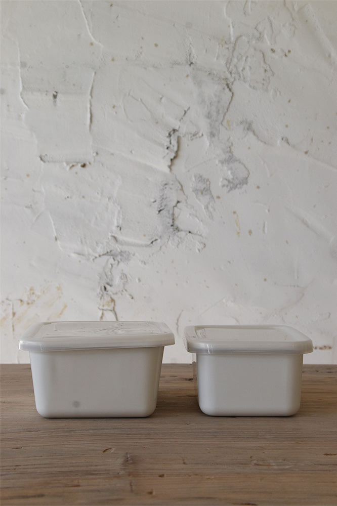 קופסת אמייל גדולה