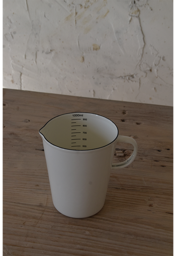 כוס מדידה גדולה
