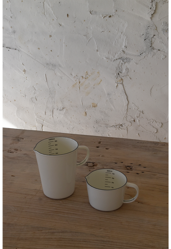 כוס מדידה גדולה