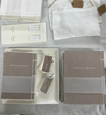 מחברת תפר קטנה