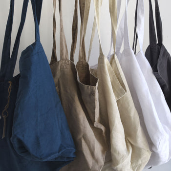 תיק פשתן עם כיס קדמי רחב