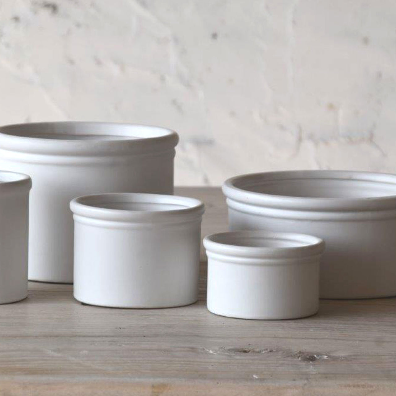 כלי קרמיקה לאחסון/שתילה בשישה גדלים