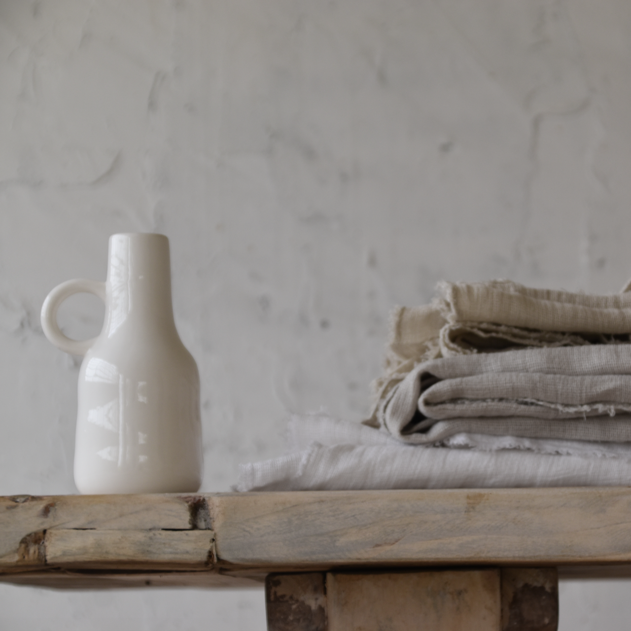 כד פורצלן לפרחים