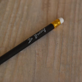 עיפרון עם מחק