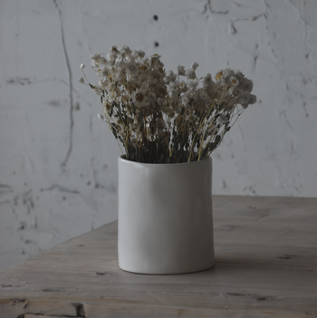 ואזה לפרחים / כלי לששת L