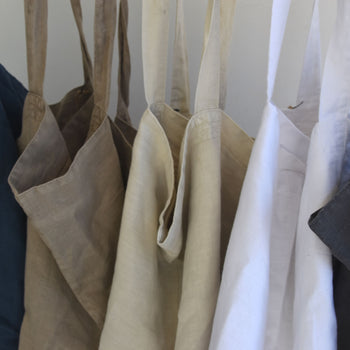 תיק פשתן עם כיס קדמי רחב