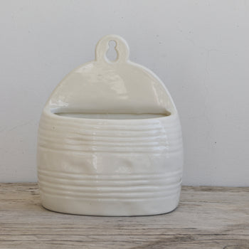 כלי תלוי למלח